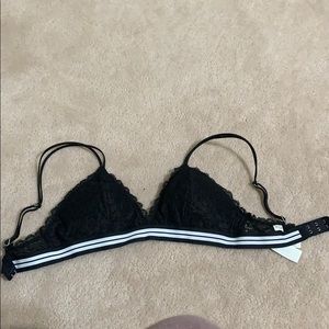 Hollister bra